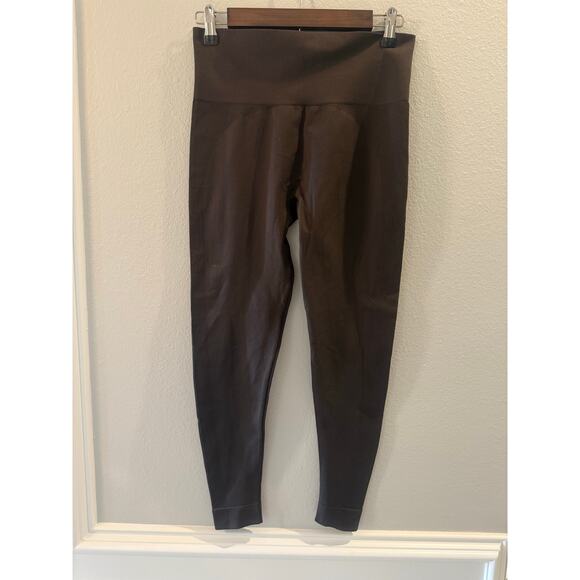 Set Active Dark Brown Sculptflex Leggings Sz Medium Seamless Ribbed Sides - Picture 1 of 6